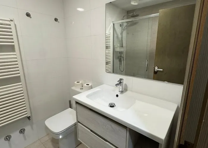 Cimadevilla Plaza דירה